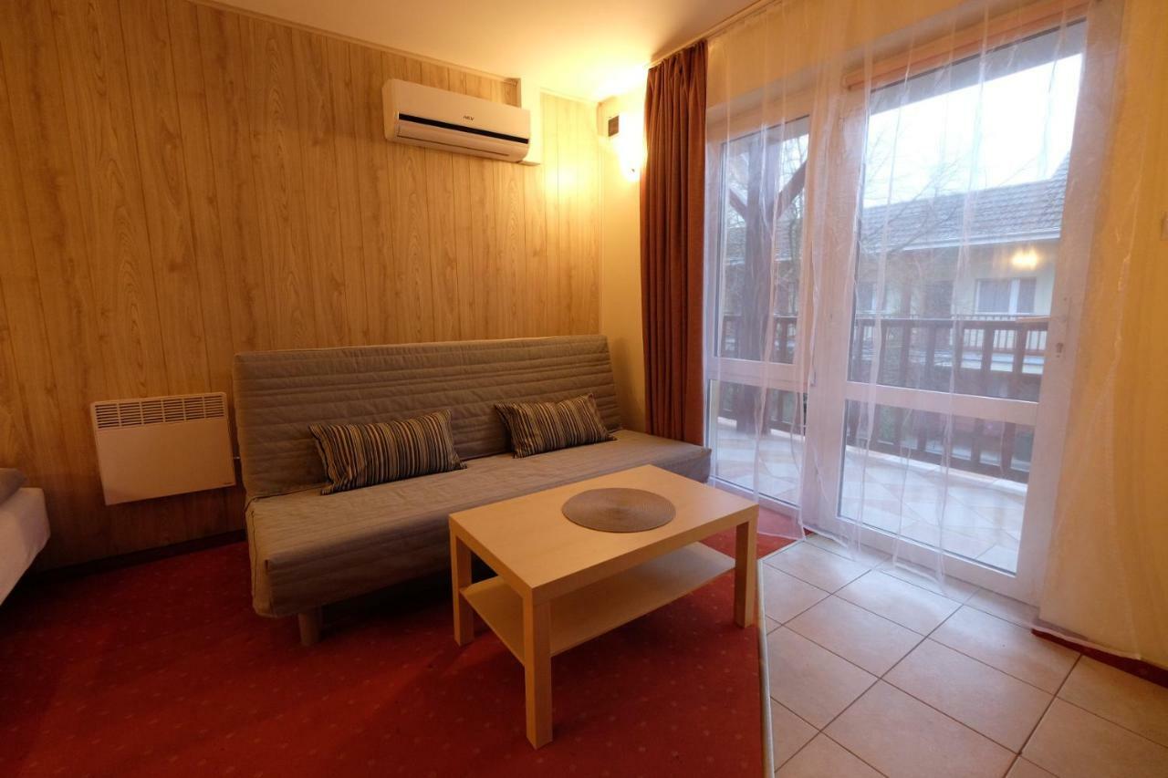 Patio Apartamenty I Pokoje Niechorze Buitenkant foto